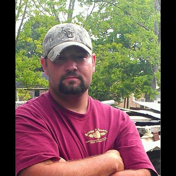 Profile Picture of Michael Dugas (@michaeld_80) on Poshmark