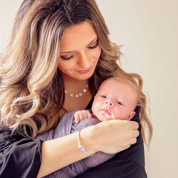 Profile Picture of Chloe Schoelkopf (@chloe_sch04) on Poshmark