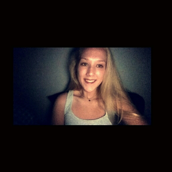 Profile Picture of Abby Post (@abbypost1) on Poshmark