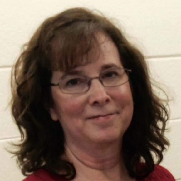 Profile Picture of Beverly Holt (@beverlymc8) on Poshmark