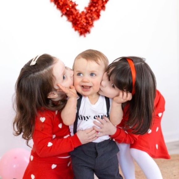 Profile Picture of Garrett Vaslet (@gvaslet438) on Poshmark