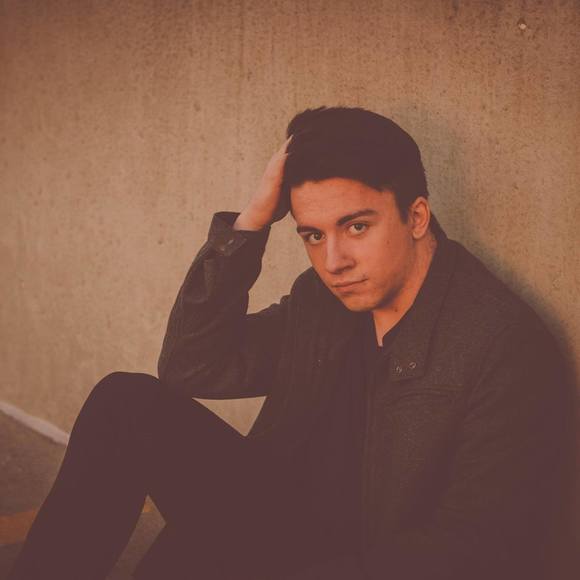 Profile Picture of Jordan Hedgpeth (@jordanhedgpeth3) on Poshmark