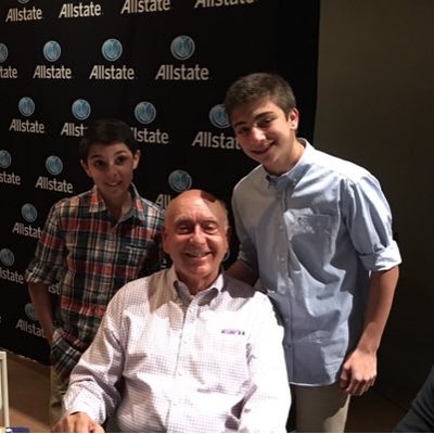 Profile Picture of Josh Hollander (@Josh_Hollanderr) on Twitter