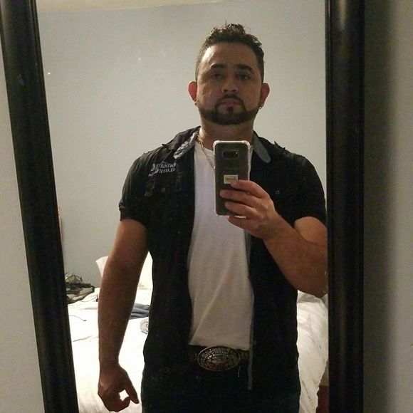 Profile Picture of Felipe Souza lima (@lipe69) on Poshmark