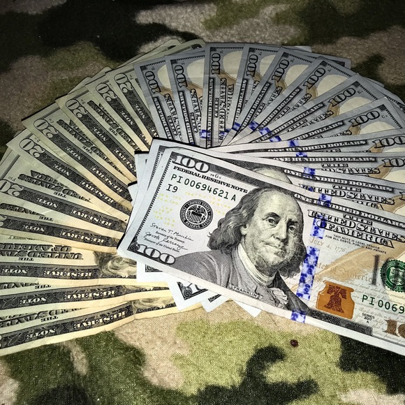 Profile Picture of Noah Mckague (@noahmckague) on Poshmark