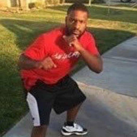 Profile Picture of Patrick Dante (@pdante13) on Poshmark