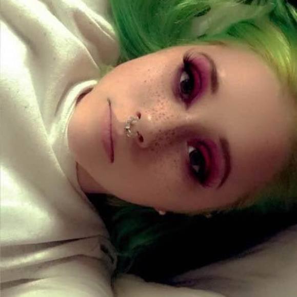 Profile Picture of Kyra Sheedy (@kyrasheedy) on Poshmark