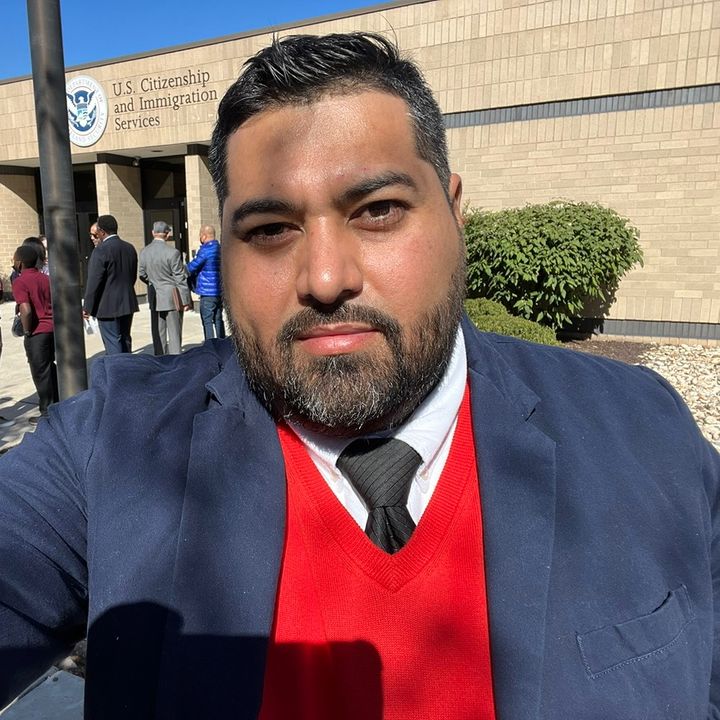 Profile Picture of robert serpas (@robert.serpas) on Tiktok