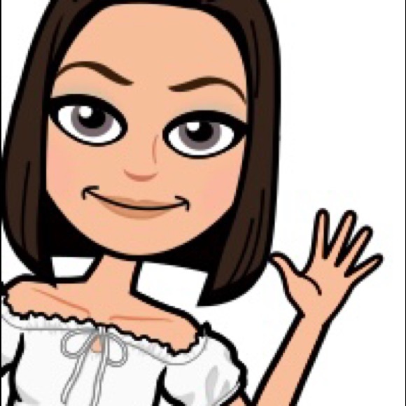 Profile Picture of Claire Raggio (@clairette77) on Poshmark