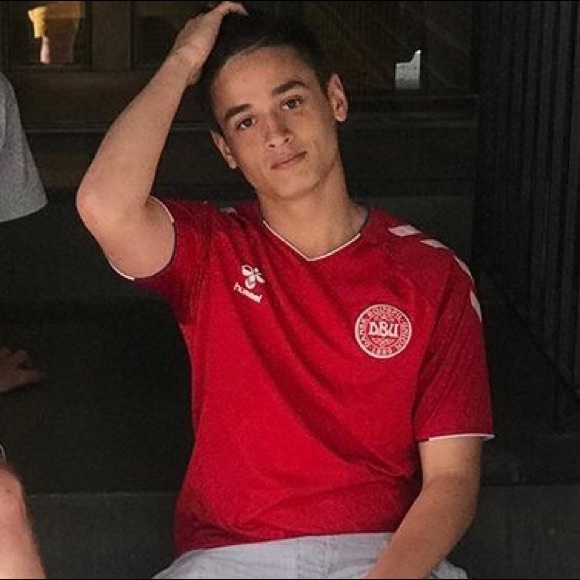 Profile Picture of Keegan Roeder (@keeganjroeds) on Poshmark