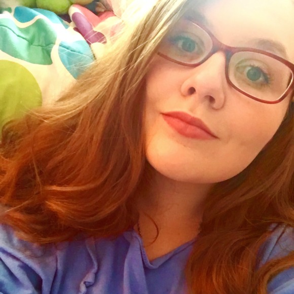 Profile Picture of Alison Tinker (@callmetinker75) on Poshmark