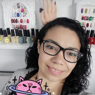 Profile Picture of Alondra Aguirre (@alondra.corazon) on Facebook