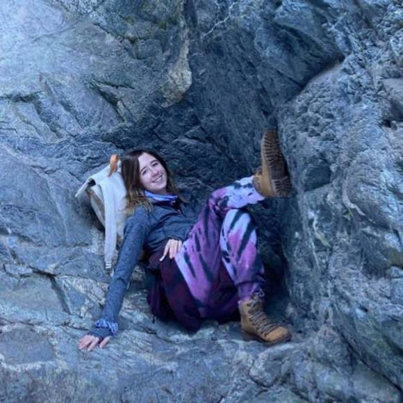 Profile Picture of Ashley Schwaegler (@shopperhalf) on Poshmark