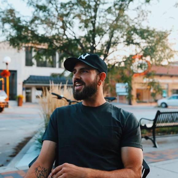 Profile Picture of Alex Prideaux (@haveheart9) on Poshmark