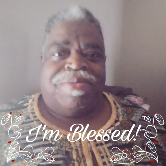 Profile Picture of Douglas Graham (@douglas_graham) on Poshmark