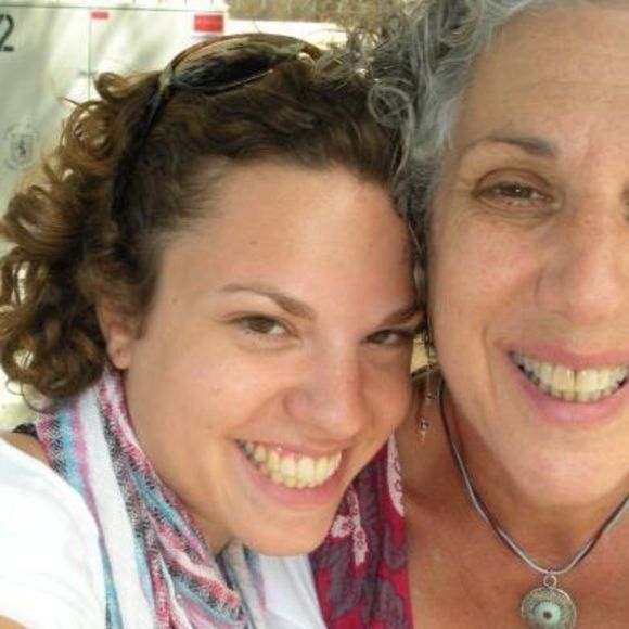 Profile Picture of Hildy Martin (@hildymartin79) on Poshmark