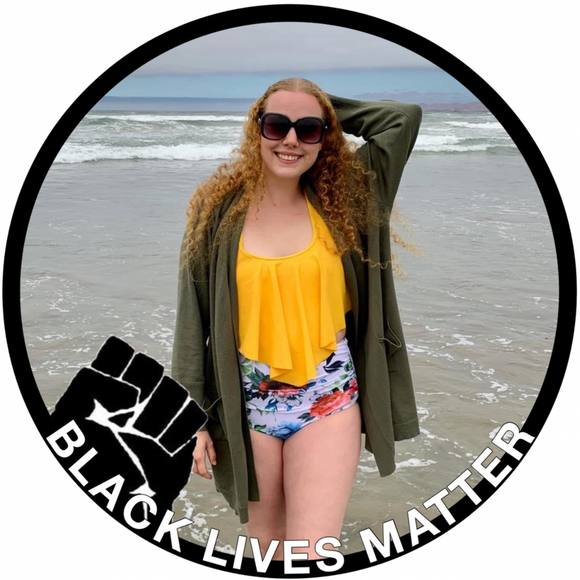Profile Picture of Savannah Grottenthaler (@sgrottenthaler) on Poshmark