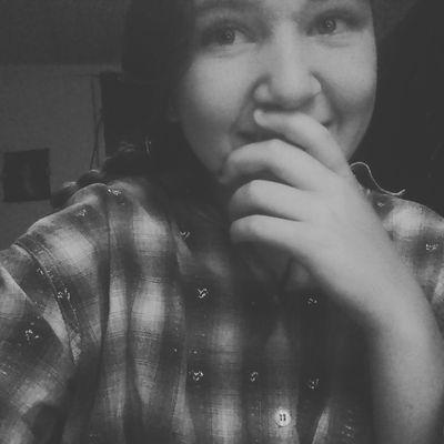 Profile Picture of Kaitlyn Chaney (@i_love_food66) on Twitter