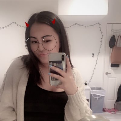 Profile Picture of JANET DANG (@daangjanet) on Twitter