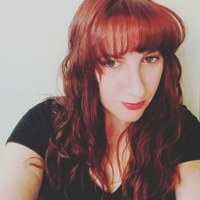 Profile Picture of Caroline McDade (@LineBeth31) on Twitter