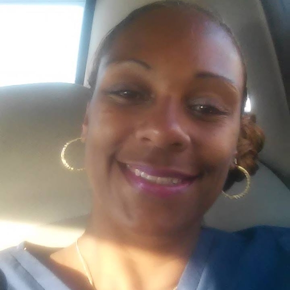 Profile Picture of Traian Reed (@traianreed) on Poshmark