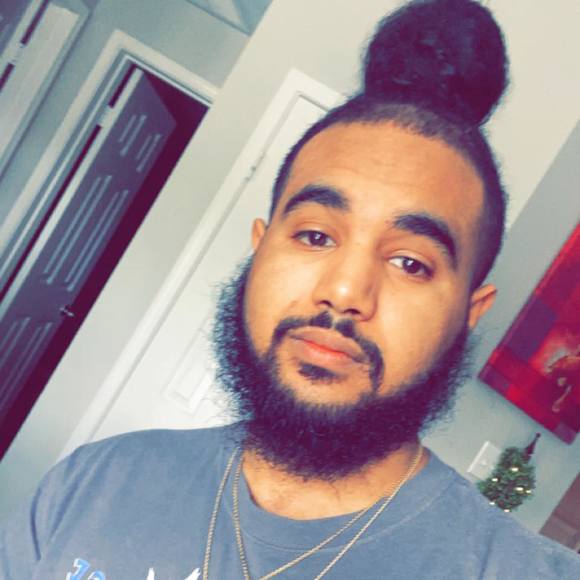 Profile Picture of Dylan Harmon (@dgharmon2011) on Poshmark