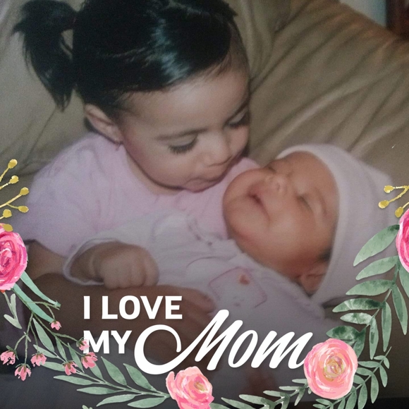 Profile Picture of Sandra molina Molina (@sandy_molina05) on Poshmark