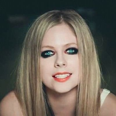 Profile Picture of Joshua Ramona Lavigne (@ramona_joshua) on Twitter