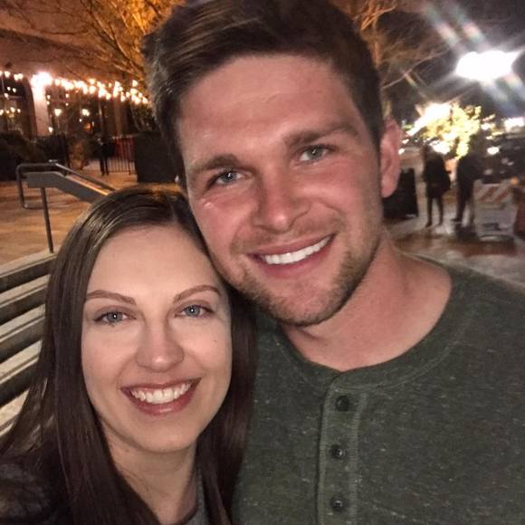 Profile Picture of Katie Delongchamp (@katiedchamp) on Poshmark