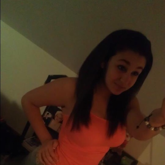 Profile Picture of Alyssa Deloof (@alyssa_cassidy) on Poshmark