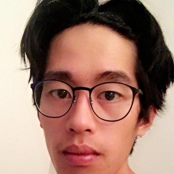 Profile Picture of Tem Soeung (@tem17) on Poshmark