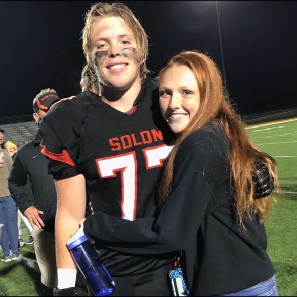 Profile Picture of Jess Heick (@jessheick) on Poshmark