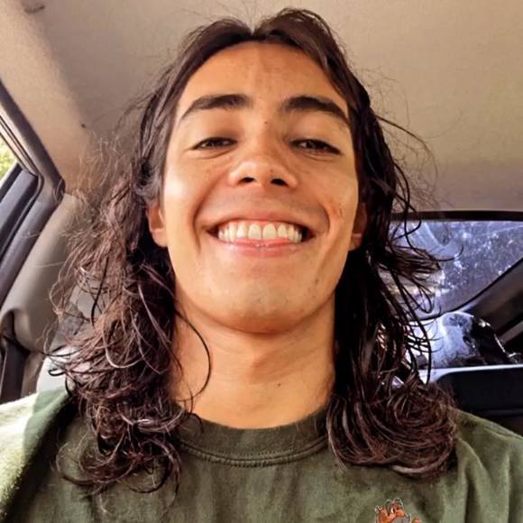 Profile Picture of Luciano Esquivel (@luchi_elloco) on Poshmark