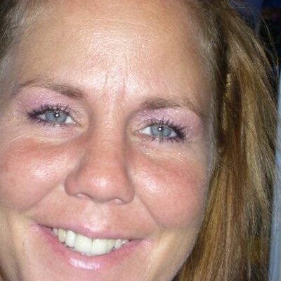 Profile Picture of Rachelle Larsen (@rjktc) on Twitter
