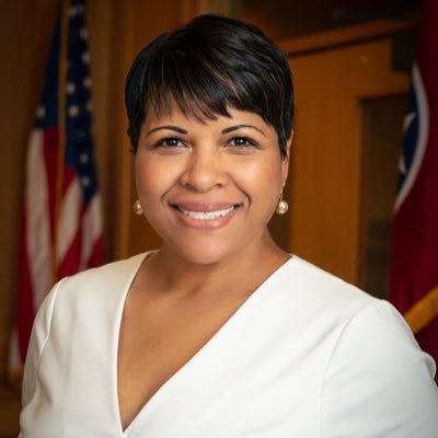 Profile Picture of Candy Johnson (@CandyJ0111) on Twitter