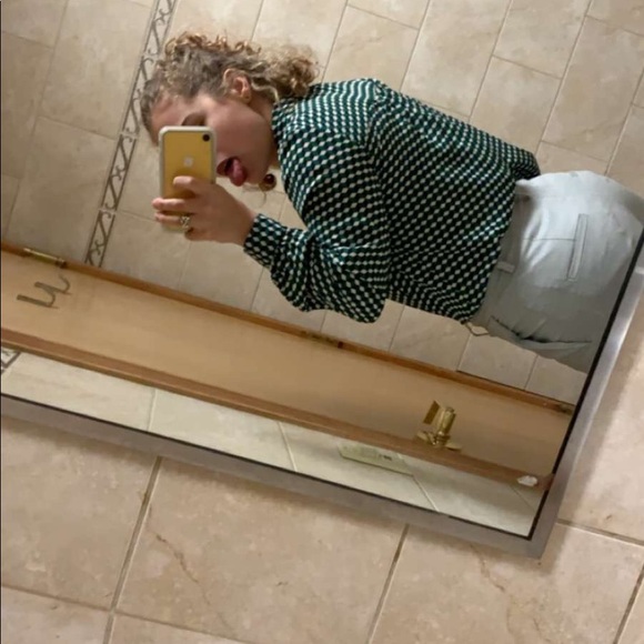 Profile Picture of Savannah Sadowski (@sav_sad) on Poshmark