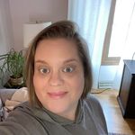 Profile Picture of Lori Miles (@maemiles23) on Instagram