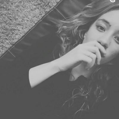 Profile Picture of Oriane Delubac (@orianedelubac) on Twitter