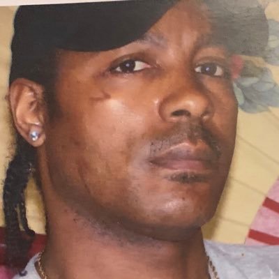 Profile Picture of Charles Willoughby (@Charles69412019) on Twitter