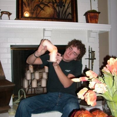 Profile Picture of Kyle Huggins (@nothemessiah) on Twitter