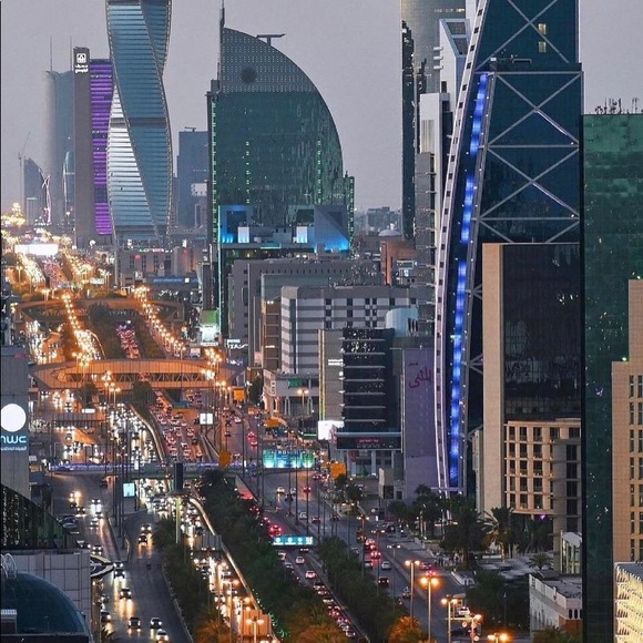 Profile Picture of Nabia Nuri (@nnuriddin) on Poshmark