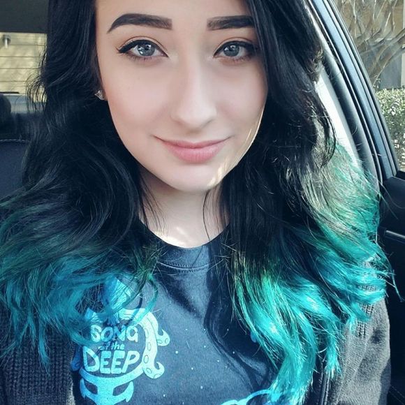 Profile Picture of Rosa Jackson (@rosajackson12) on Poshmark