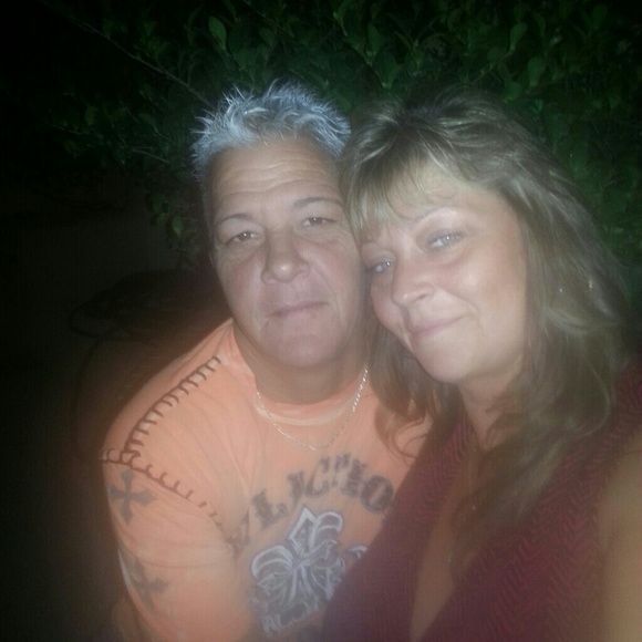 Profile Picture of Brenda Pitts (@brendapitts) on Poshmark