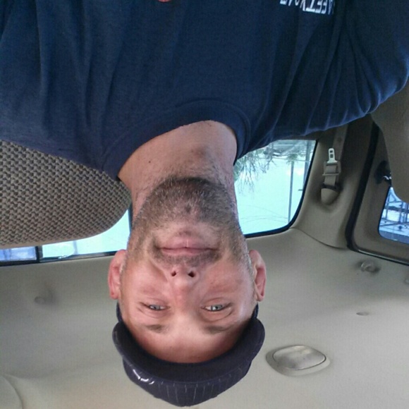 Profile Picture of Jared Kennard (@jaredskenn) on Poshmark