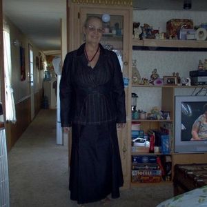 Profile Picture of Sylvia Lane (@dragonknightsword) on Myspace