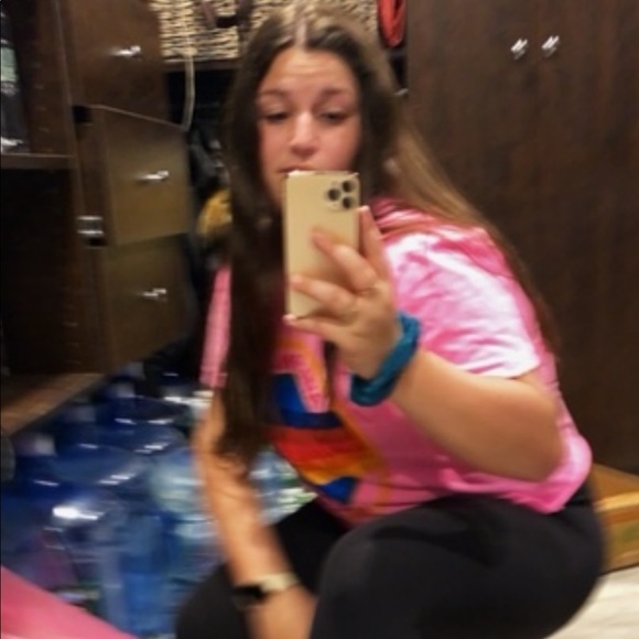Profile Picture of Kayla Krup (@kaylakrupp) on Poshmark