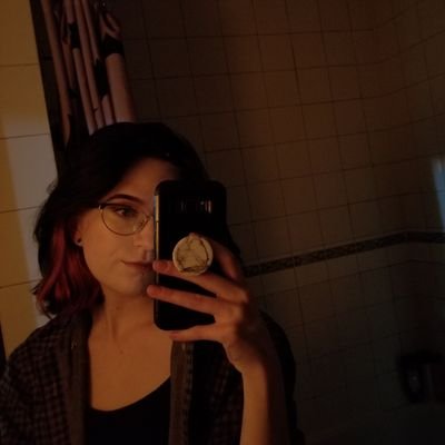 Profile Picture of Cassie (@CassandraLynne_) on Twitter