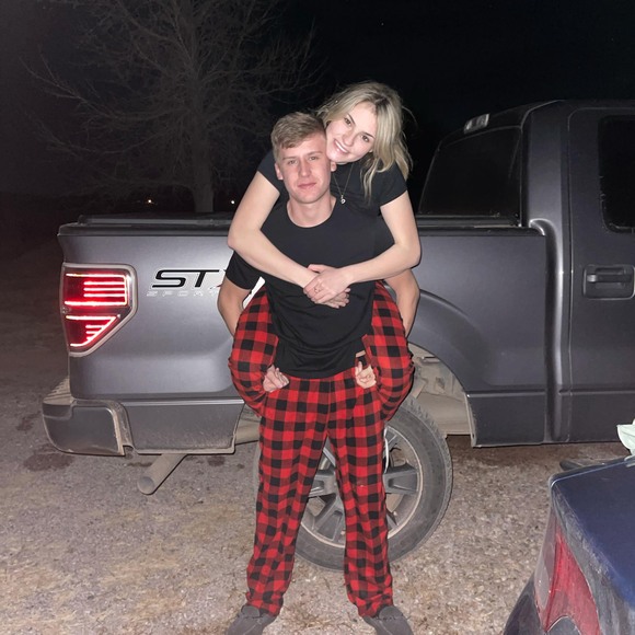 Profile Picture of Tailey Schnaible (@schnaibleee) on Poshmark