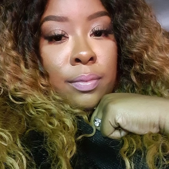 Profile Picture of Michele Brumble (@ladybrumble) on Poshmark