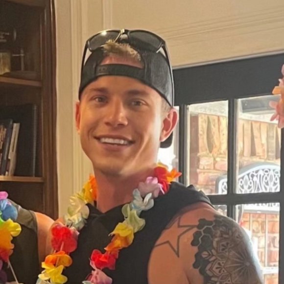 Profile Picture of Adam Lyon (@alyon187) on Poshmark